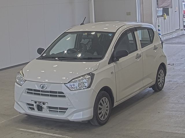 20133 DAIHATSU MIRA E S LA350S 2018 г. (ARAI Oyama VT)